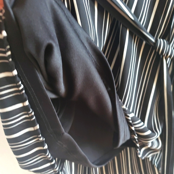 Dex Back White Pinstripe Belted Dress Tapered Over Knee Classic Women's L NWT - Picture 4 of 10